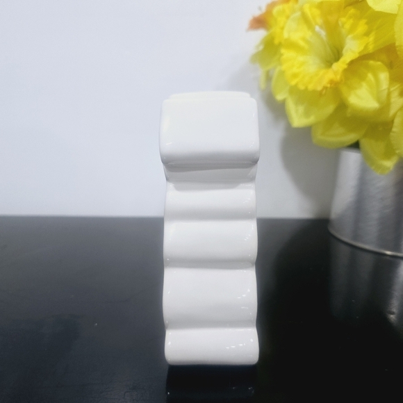 Rae Dunn Easter Bunny Figurine"HAPPY EASTER" - Picture 3 of 8